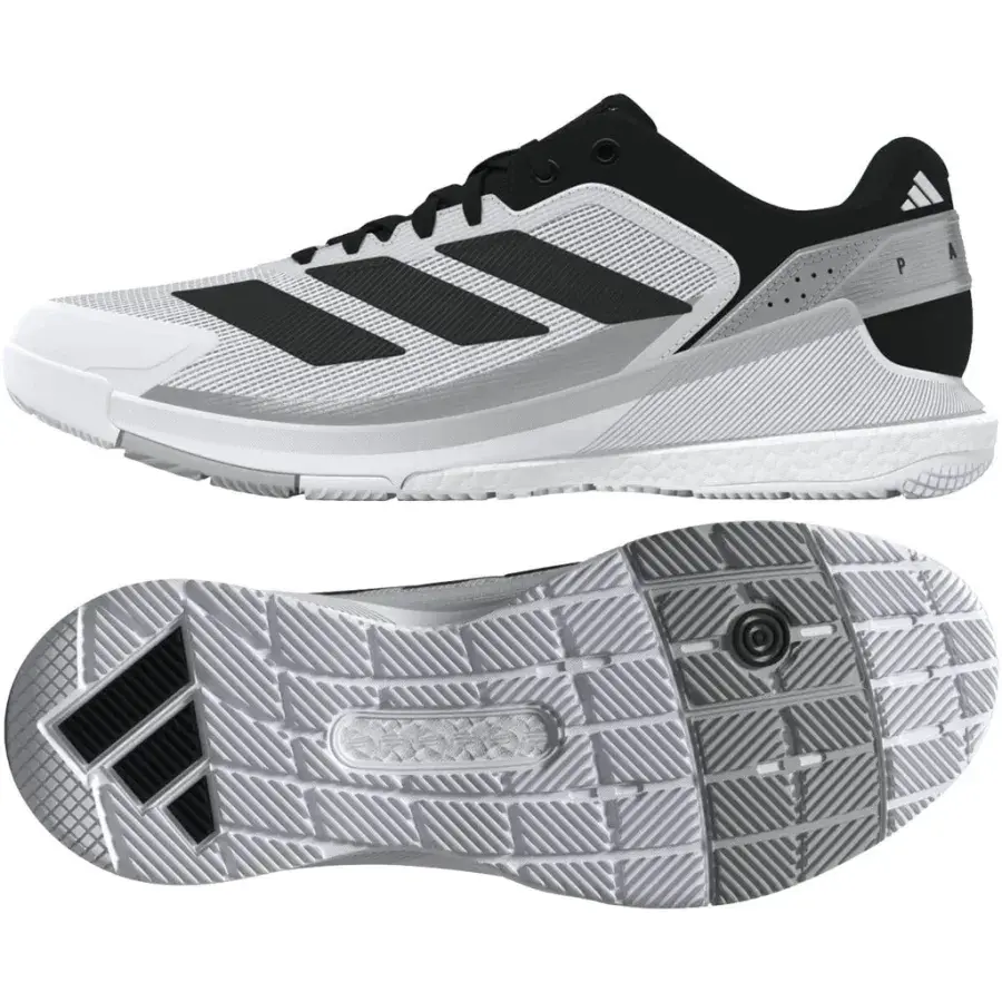 Adidas Crazyquick Boost padelsko för herr i vitt med svarta ränder och svart häl, visad från sidan och underifrån med grå yttersula