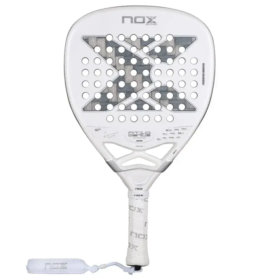 NOX AT10 Genius Attack 12K Xtreme 2026 padelracket i vitt med grått X-mönster och diamantform, med vit handledsrem